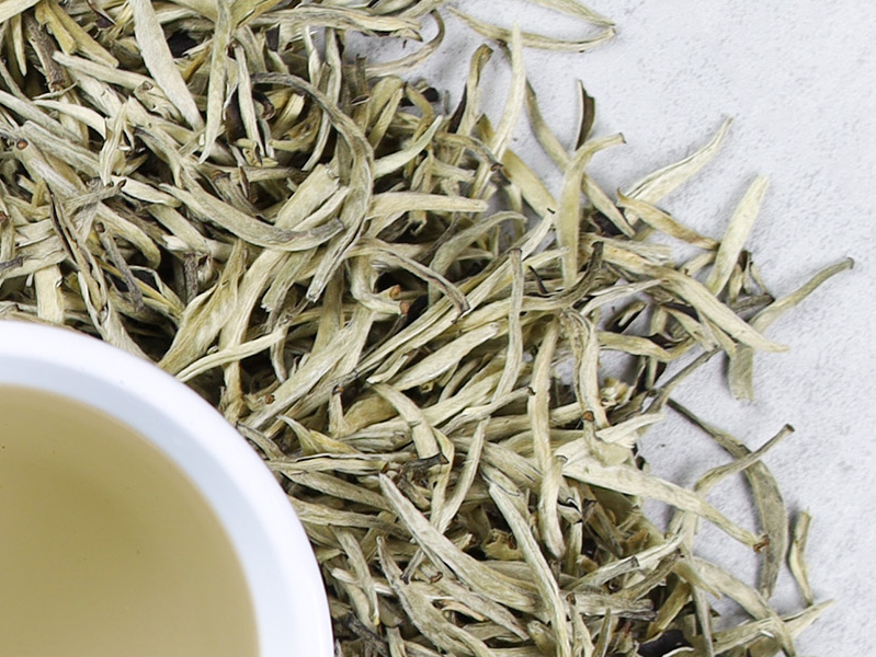 A pile of King of Silver Needle tea